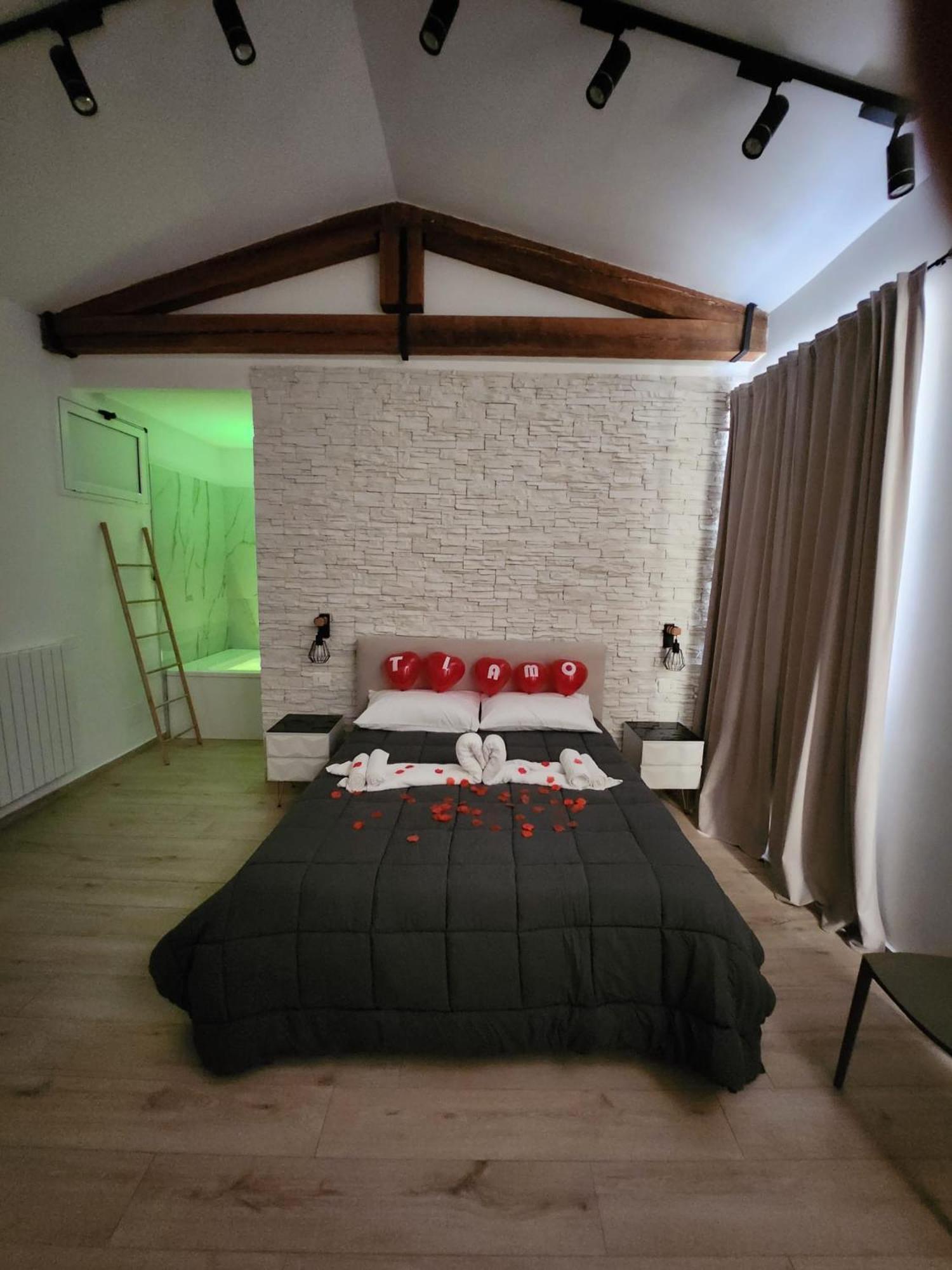 פלרמו Mangano Suites מראה חיצוני תמונה